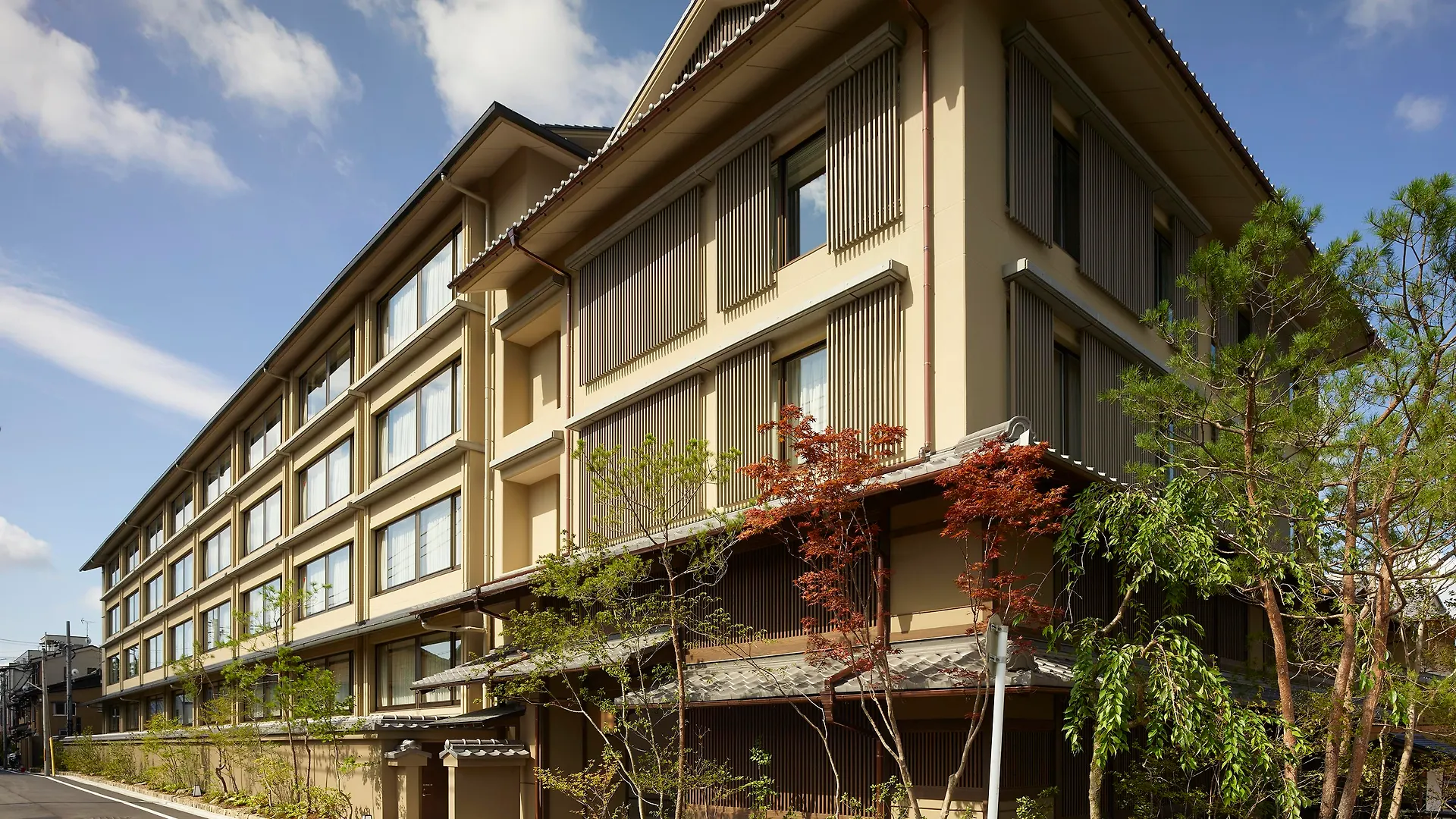 Hotel The Celestine Kyoto Gion 5*,  יפן